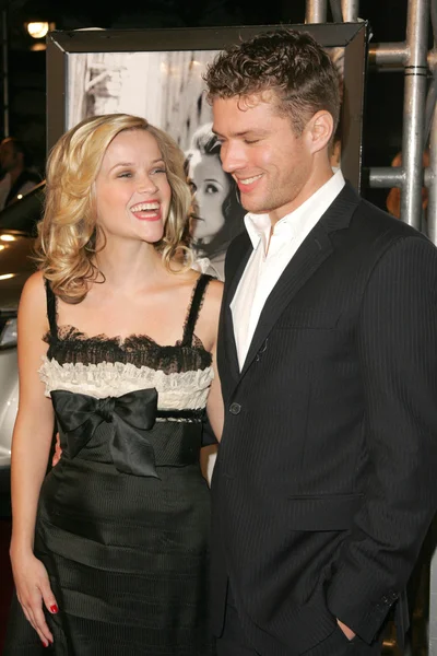 Reese witherspoon i ryan phillippe — Zdjęcie stockowe