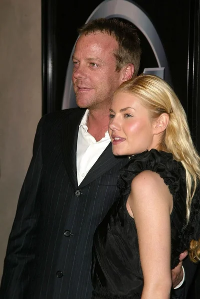 Kiefer sutherland en elisha cuthbert — Stockfoto