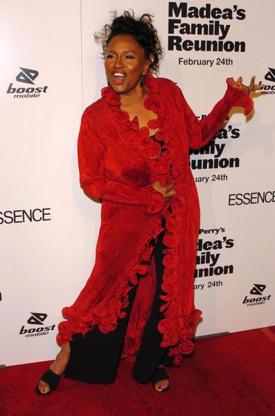 Jenifer Lewis à la première de Madeas Family Reunion. Arclight Cinemas, Hollywood, CA. 02-21-06 — Photo