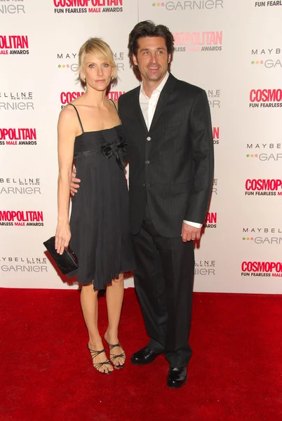 Patrick Dempsey e la moglie Jill ai Cosmopolitan Fun Fearless Male Awards. Giorno dopo, Hollywood, CA 02-13-06 — Foto Stock