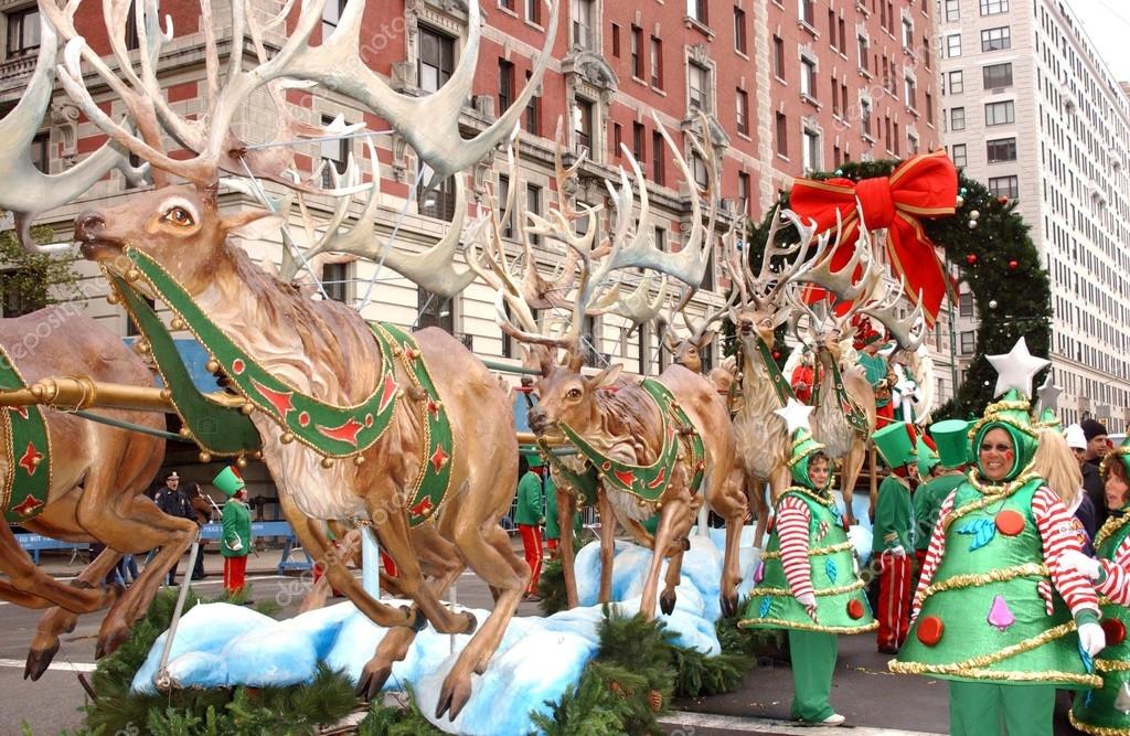 2005 Macy's Thanksgiving Day Parade
 2005 Macy s Thanksgiving Day Parade – Stock Editorial © s bukley