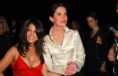 Paula abdul ve lara flynn, jennifer nicholsons içinde boyle Güz 2006 moda gösterisi. Smashbox, culver city, ca. 03-22-06