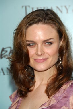 Emily Deschanel