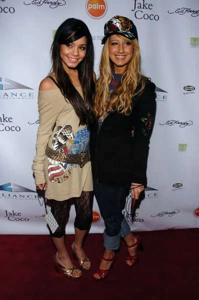 Vanessa Anne Hutchinson and Ashley Tisdale at the launch party for Jake Cocos Debut Album Broken Hearts and Fairy Tales. Key Club, Hollywood, CA. 03-15-06 — Stock Photo, Image