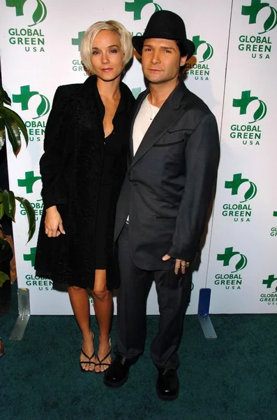 Corey Feldman y su esposa Susie — Foto de Stock