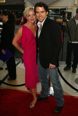 Nikki snelson ve christian campbell