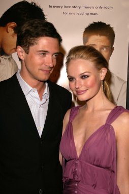 Topher grace ve kate bosworth