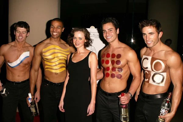 Alexis Bledel et Bacardi Boys — Photo