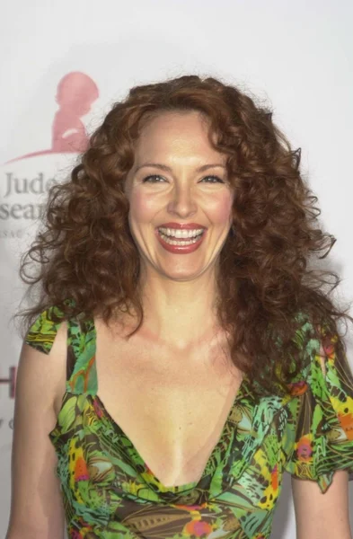 Amy Yasbeck — Photo