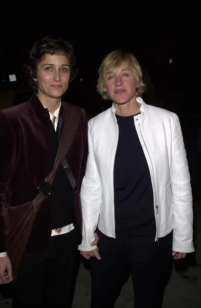 Alexandra hedison i ellen degeneres — Zdjęcie stockowe