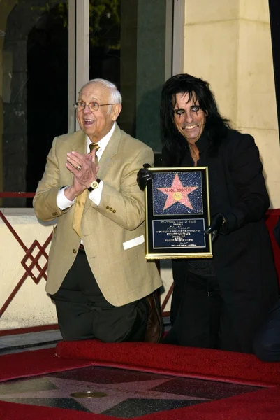 Alice cooper ster op de hollywood walk van roem — Stockfoto