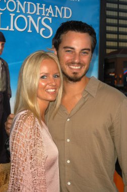 Kerr smith ve eşi harmoni