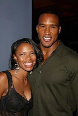 Jill jones ve henry simmons