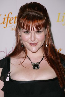 Sara Rue