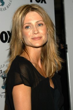 Kelly Rowan