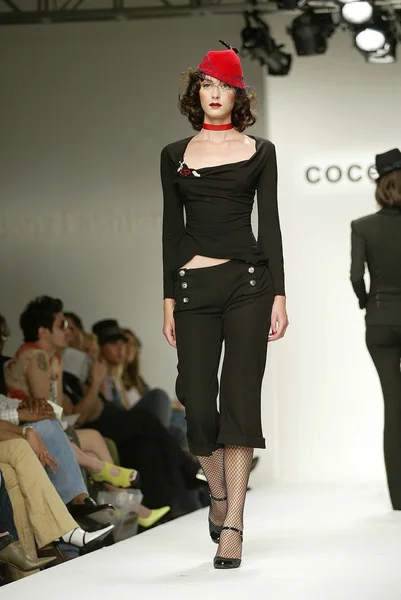 Pokaz mody Coco kliks — Zdjęcie stockowe