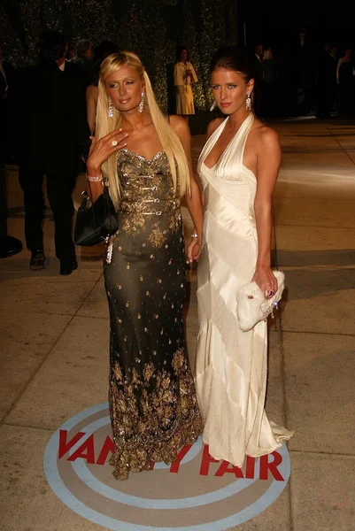 Paris Hilton e Nicky Hilton — Foto Stock