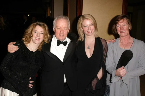 Jim Sheridan y su familia — Foto de Stock