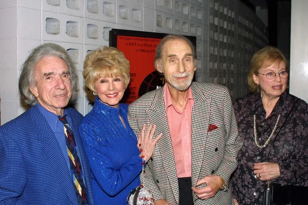 Arthura Hillera, karen sharpe kramer, sid caesar i żona — Zdjęcie stockowe