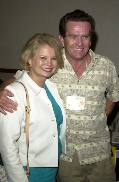 Kathy Garver e Butch Patrick — Fotografia de Stock