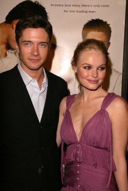 Topher grace ve kate bosworth
