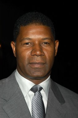 Dennis Haysbert