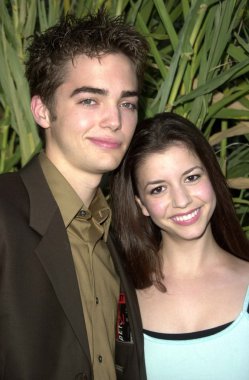 Tyler bell ve masiela lusha çekti