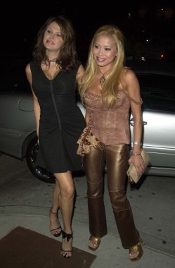 Jennifer cantrell ve chi nguyen