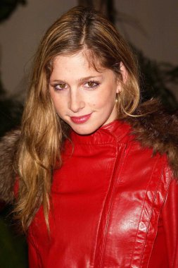 Shoshannah Stern