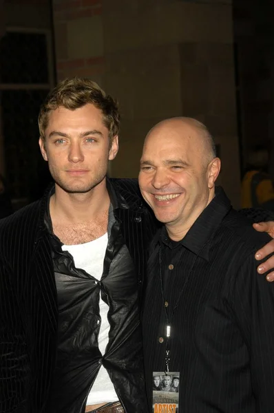 Jude Law and Anthony Minghella — Stock Photo, Image