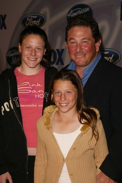 Don Stark com as filhas Nicole e Sammy — Fotografia de Stock