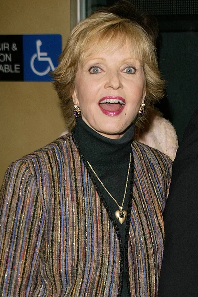 Florence Henderson — Photo