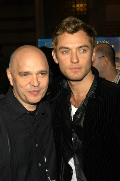 Anthony Minghella and Jude Law — Stock Photo, Image