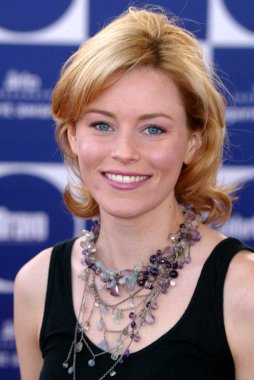 Elizabeth Banks