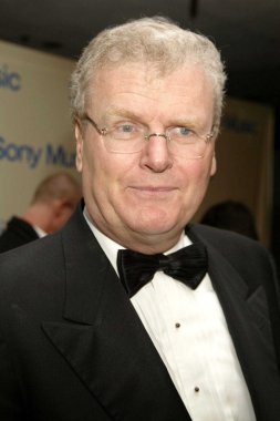 Efendim howard stringer