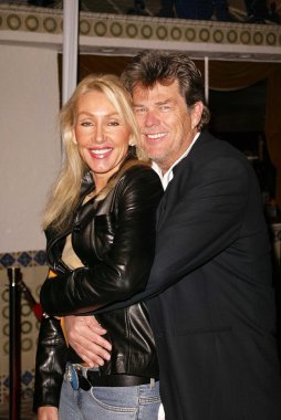 Linda ve david thompson beslemek