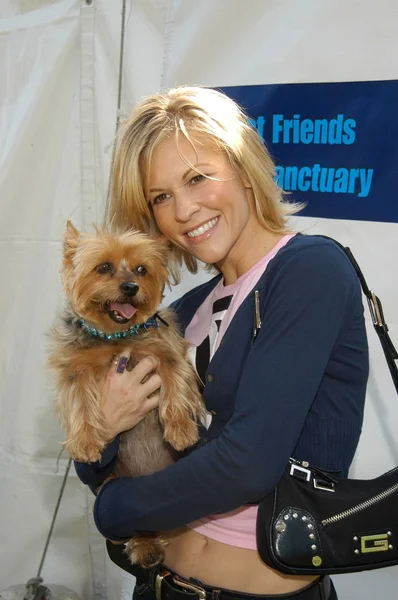 Heather Marie Marsden with Tinkerbell — Stock Photo, Image