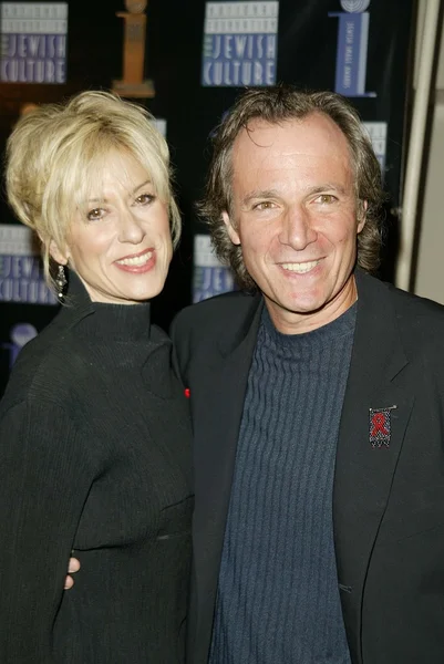 Judith light und robert desiderio — Stockfoto