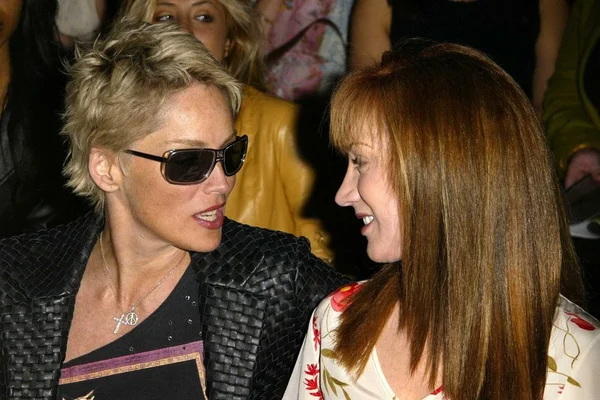 Sharon stone i kathy griffin — Zdjęcie stockowe