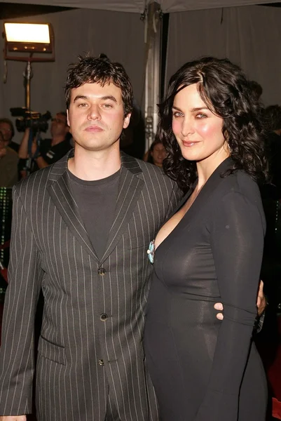 Carrie-Anne Moss et son mari Steven Roy — Photo