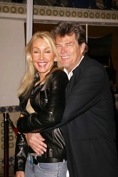 Linda Thompson and David Foster — Stock Photo, Image