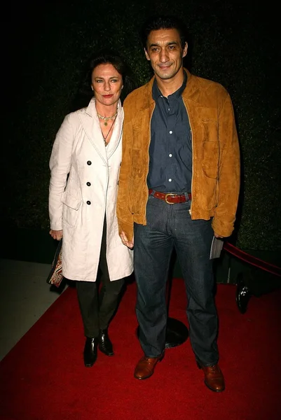 Jacqueline Bissett et Emin Voztepe — Photo