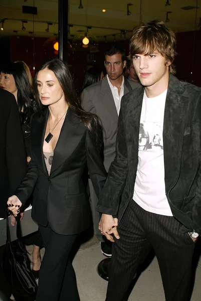Demi Moore and Ashton Kutcher — Stock Photo, Image