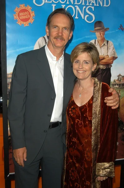 Michael O'Neil and wife Mary — Stock Photo, Image