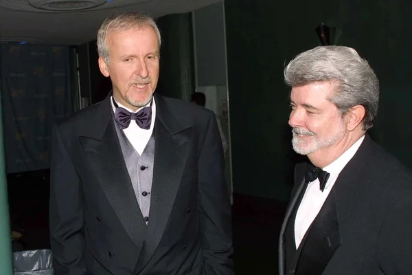 James Cameron y George Lucas — Foto de Stock