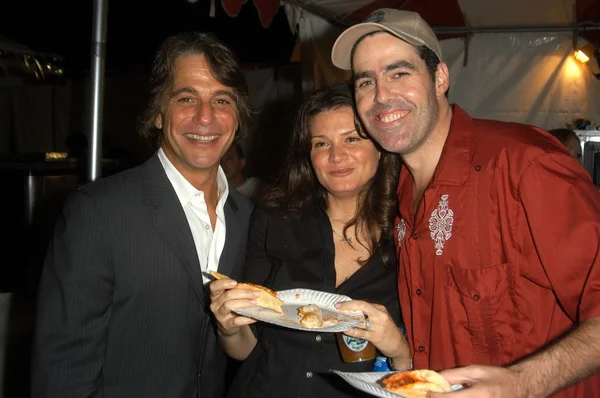 Tony Danza with Adam Carolla and wife Lynette — Stock Photo, Image