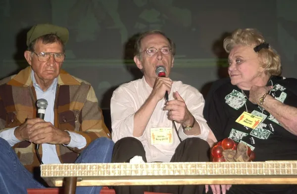 Tom Lester, Bernie Kopell y Rose Marie — Foto de Stock