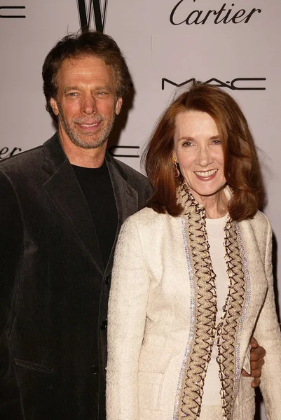 Jerry bruckheimer och fru linda — Stockfoto