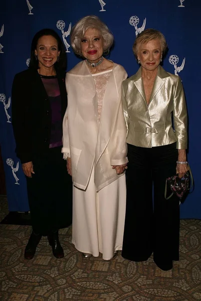 Valerie Harper, Carol Channing and Cloris Leachman — Stock Photo, Image