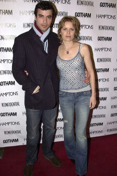 Kim Dickens and date — Stock Photo, Image